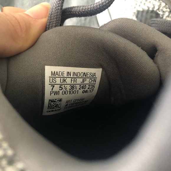 GREY/GRAY ADIDAS CLOUDFOAM practically NEW! - Picture 5 of 5